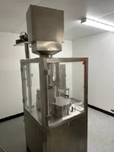 About Us 5 gallery_warehouse 1